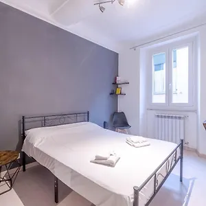 Casa Poirot Functional Flat Genova