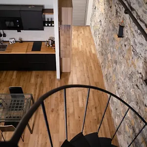 Apartment Old, Genua